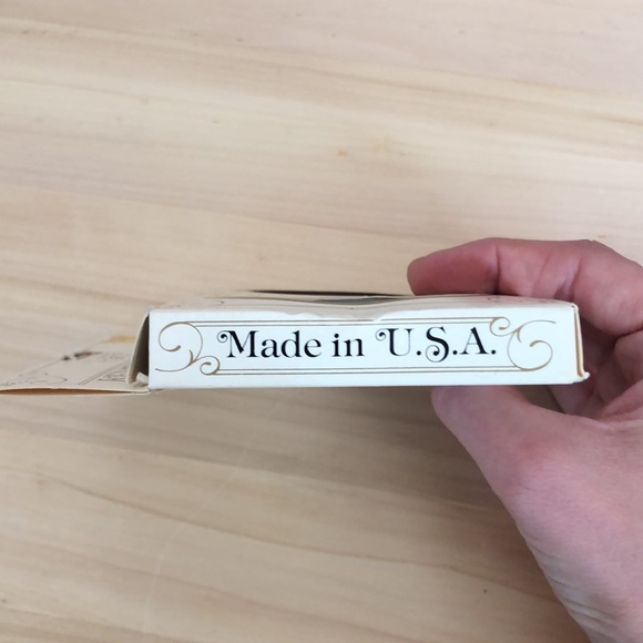 *4 for $25* Kent Playing Cards by Hoyle (2 full decks) - Picture 4 of 7